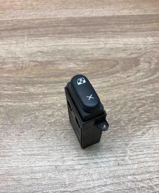 Renault Megane I Central locking switch button 7700430215