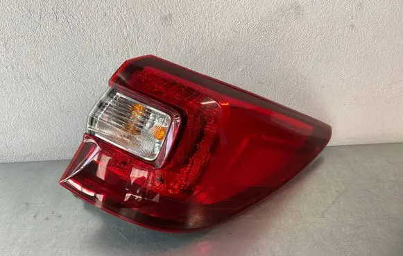 Subaru Outback (BS) Rear/tail lights 