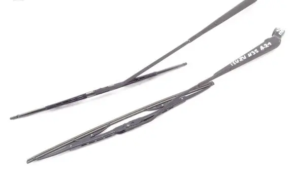 Isuzu N Series Front wiper blade arm