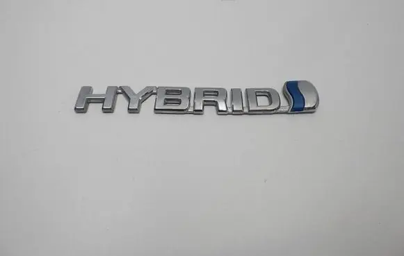Suzuki Swace Fender model badge letters 