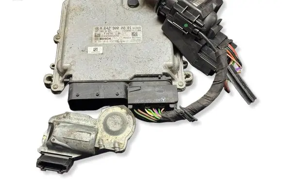 Mercedes-Benz Sprinter W906 Engine ECU kit and lock set A6429000001 0281018932 A6429011100