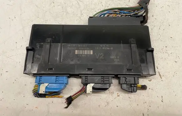 BMW 5 F10 F11 Comfort/convenience module 9312764 8356455134 504D14F07