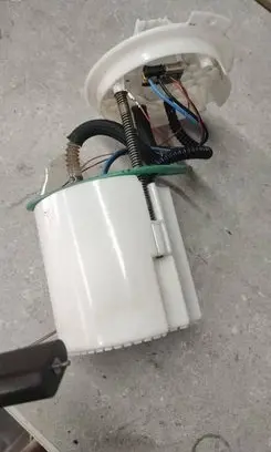 Opel Insignia A In-tank fuel pump 13577226