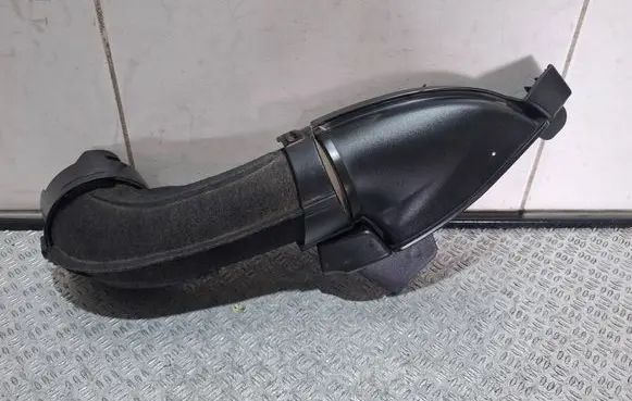 Opel Mokka Air intake duct part 94550568