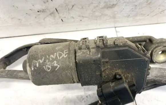 Ford Mondeo Mk III Wiper motor 0390241702 1s711708ad