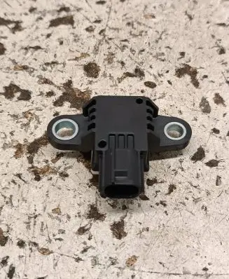 Renault Kadjar Airbag deployment crash/impact sensor 988363TA0A 11042015 3D740F61