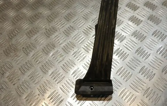 BMW 5 F10 F11 Accelerator throttle pedal 6860784 46254