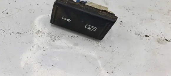 Skoda Roomster (5J) Central locking switch button 5J0362125
