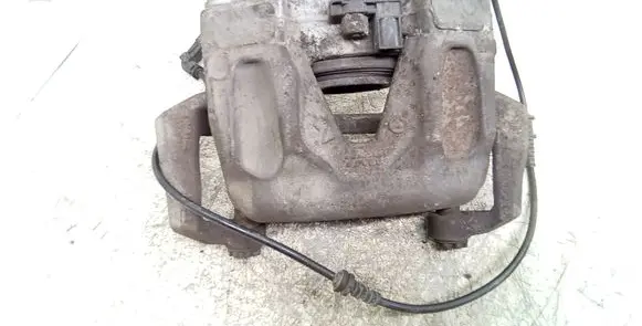 Mercedes-Benz E W212 Front brake caliper