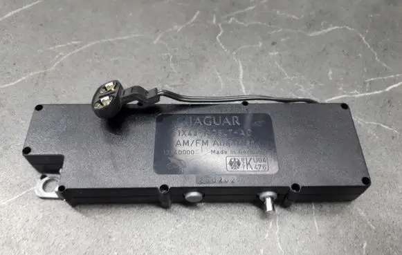 Jaguar X-Type Aerial antenna amplifier 1X43-18C847-AC