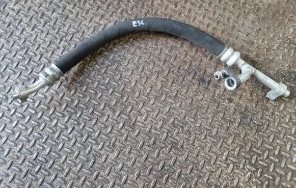 Cadillac Escalade Air conditioning (A/C) pipe/hose 15200864 15200864PH2976M