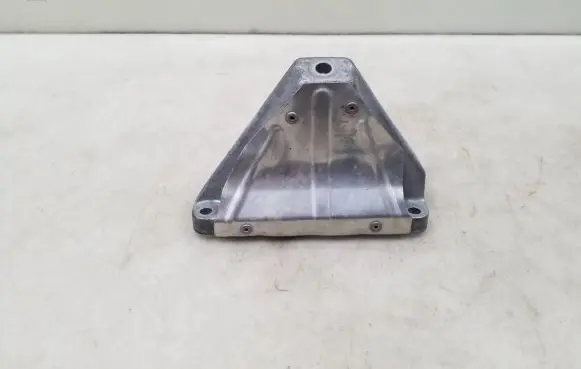 BMW X5 F15 Engine mounting bracket