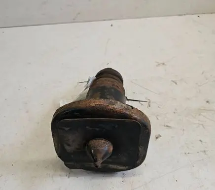 Volvo V70 Coil spring/strut mount 