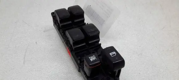 Toyota Avensis Verso Electric window control switch 8404044030