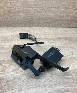 BMW 5 E39 Tailgate boot lock/latch motor 8384069 8238469 USED