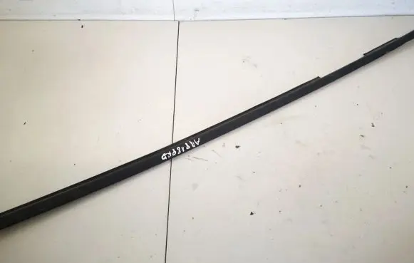 Mercedes-Benz A W168 Front door glass trim molding 