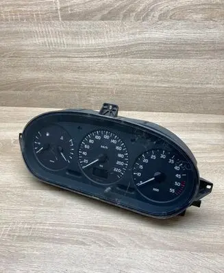 Renault Scenic I Speedometer (instrument cluster) 7700847784
