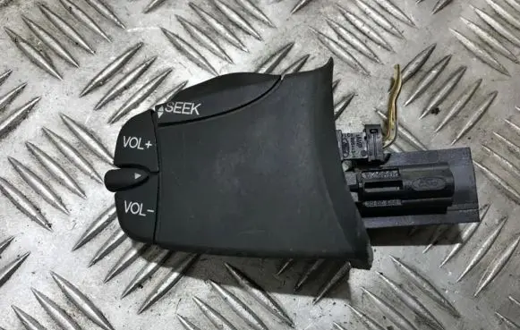 Ford Focus Multifunctional control switch/knob 98ab14k147ac
