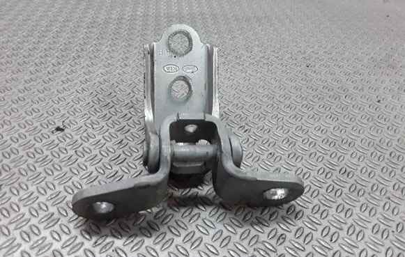 Hyundai Tucson LM Rear door lower hinge