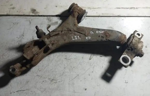Lexus IS 220D-250-350 Front lower control arm/wishbone
