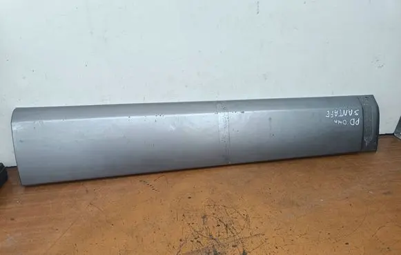 Hyundai Santa Fe Front door trim (molding) 8772226900