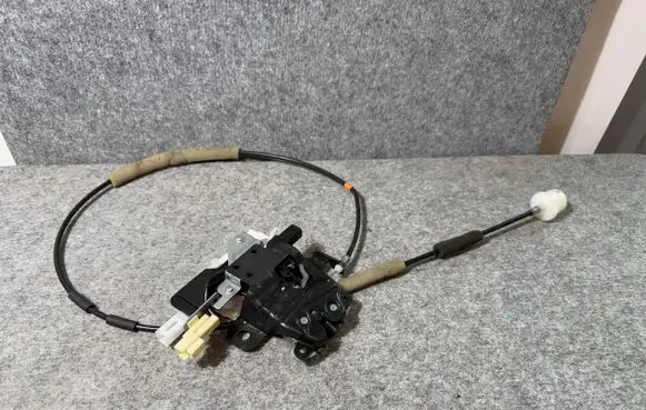 Mazda MX-5 ND Sliding door lock 
