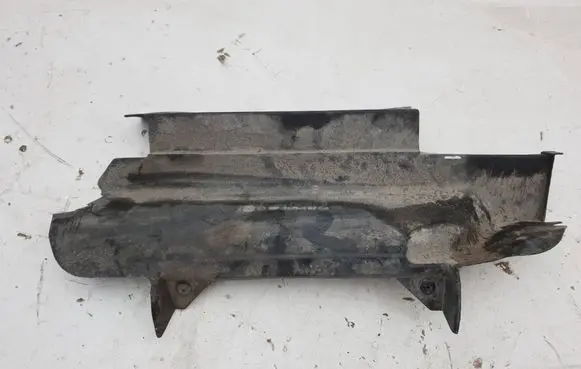 BMW 5 E34 Bottom radiator support slam panel 51718117499