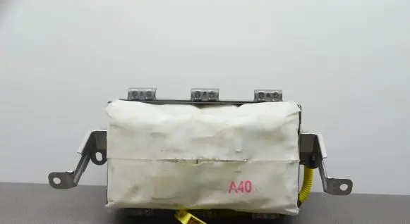 Toyota RAV 4 (XA40) Passenger airbag 1D1687416PD7