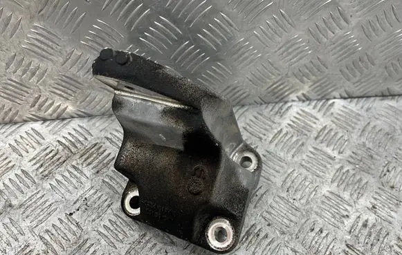 Jeep Wrangler Engine mounting bracket 68284617A 68284617AB