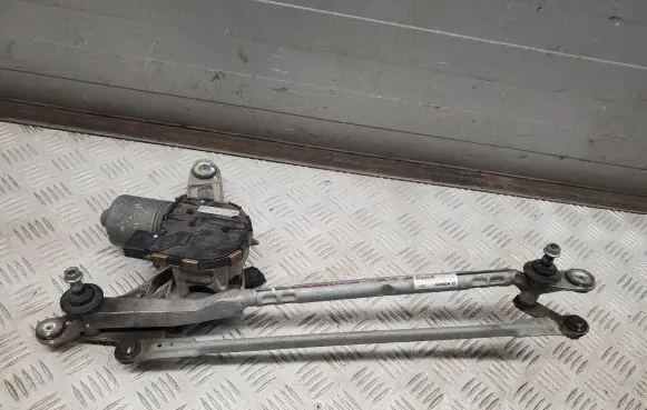 Audi A4 S4 B9 Front wiper linkage and motor 8W1955023A 8W1955119