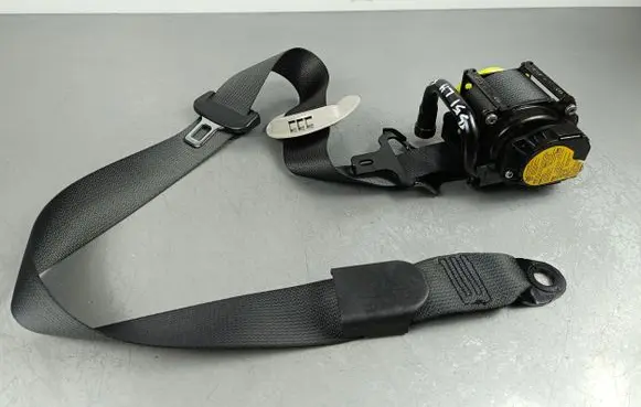 KIA Niro Front seatbelt 88810AT300CCV