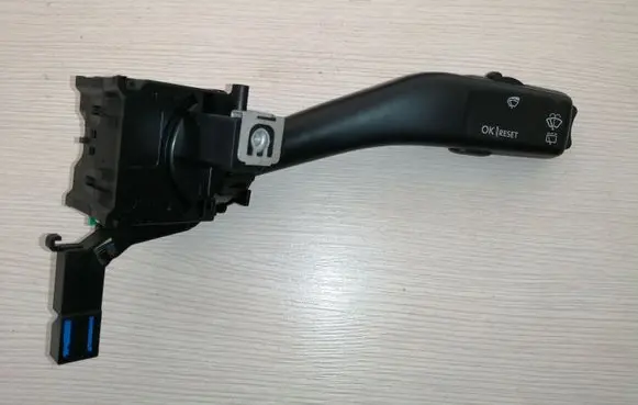 Volkswagen Golf V Wiper control stalk 1K0953519A