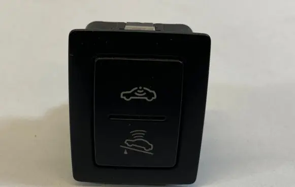 Volkswagen Touareg I Alarm switch 7L6959899