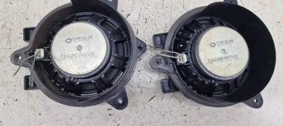Chrysler Pacifica Rear door speaker 04685967AD
