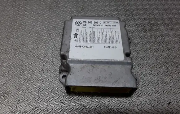 Volkswagen Touran I Airbag control unit/module 1T0909605D 5WK43828