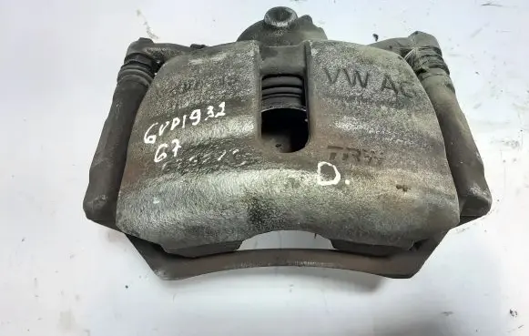 Volkswagen Golf VII Front brake caliper