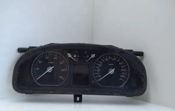 Renault Laguna II Speedometer (instrument cluster) 8200263353