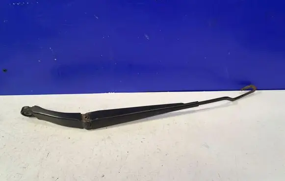 Volvo XC90 Windshield/front glass wiper blade 8620839