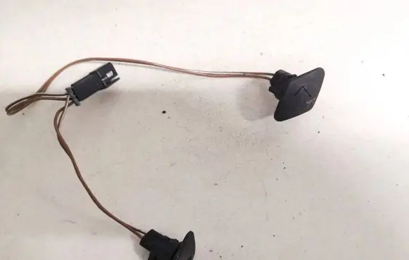 Steering wheel buttons/switches