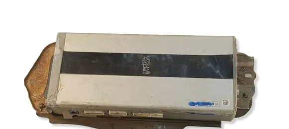 Lexus IS 220D-250-350 Sound amplifier 862800W360