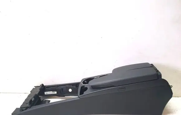 Mercedes-Benz C W204 Armrest A2046800150