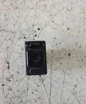 Subaru Forester SF Wing mirror switch