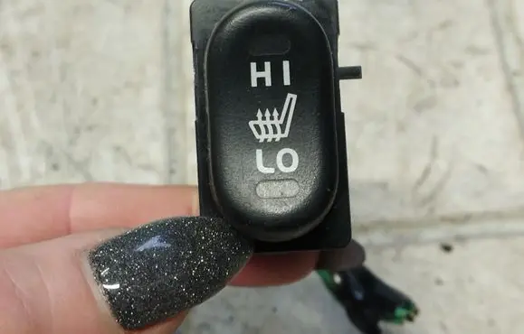 Mitsubishi Colt Seat heating switch 5B18