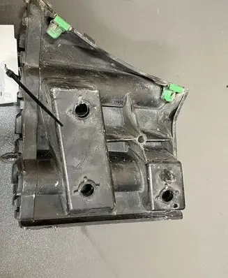Volvo V40 Front bumper mounting bracket 31290586
