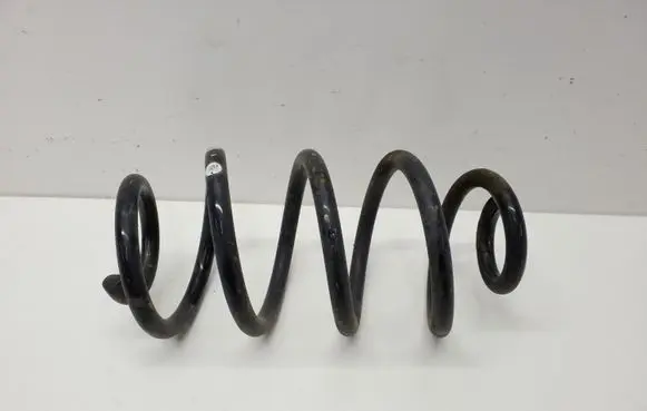 Nissan Juke I F15 Rear coil spring