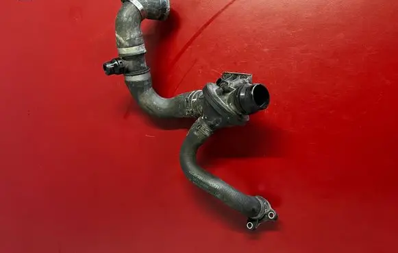Thermostat/thermostat housing