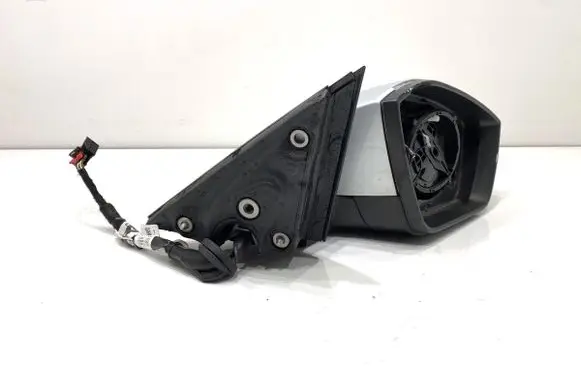 Skoda Octavia Mk4 Front door electric wing mirror 
