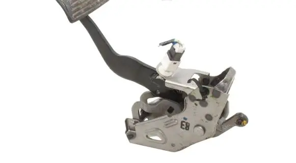 Honda CR-V Brake pedal