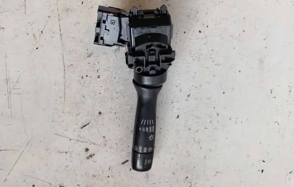 Toyota Aygo AB10 Wiper control stalk 17F003LH