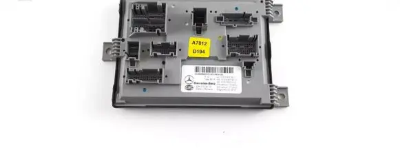 Mercedes-Benz E W213 SAM control unit A2139005622 A2139015306 A1679024101